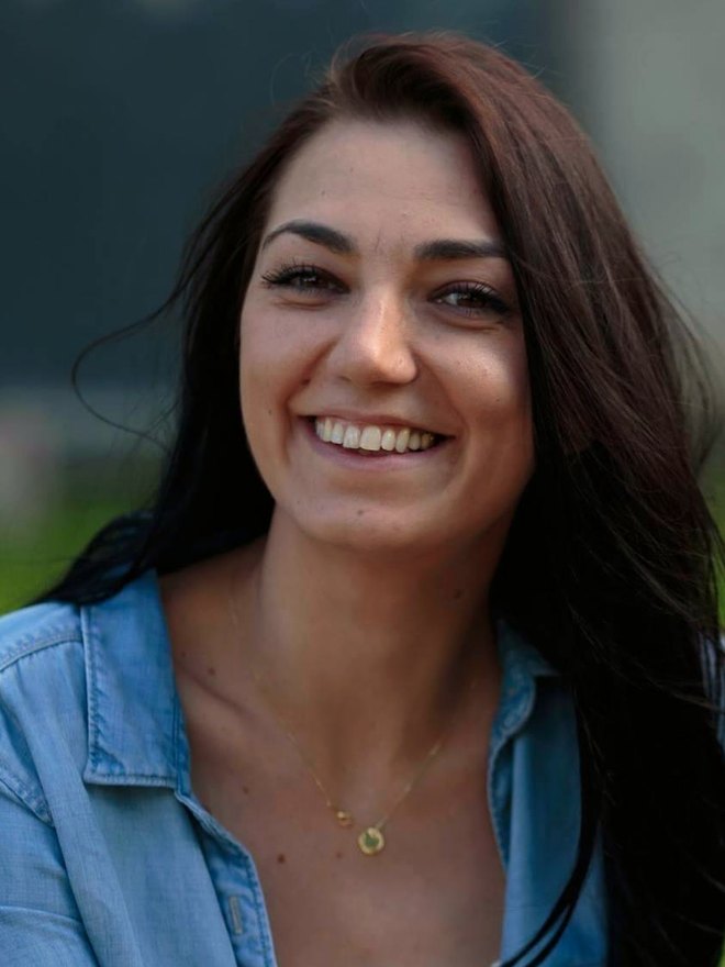 Ira, clinical psychologist and therapist